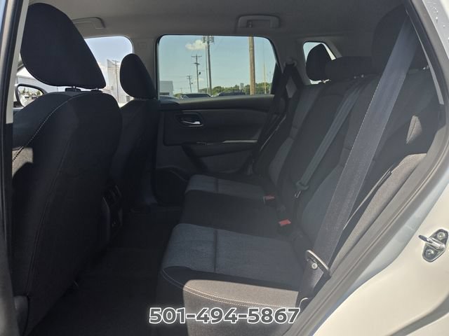Used 2026 Nissan Rogue SV FWD image 12
