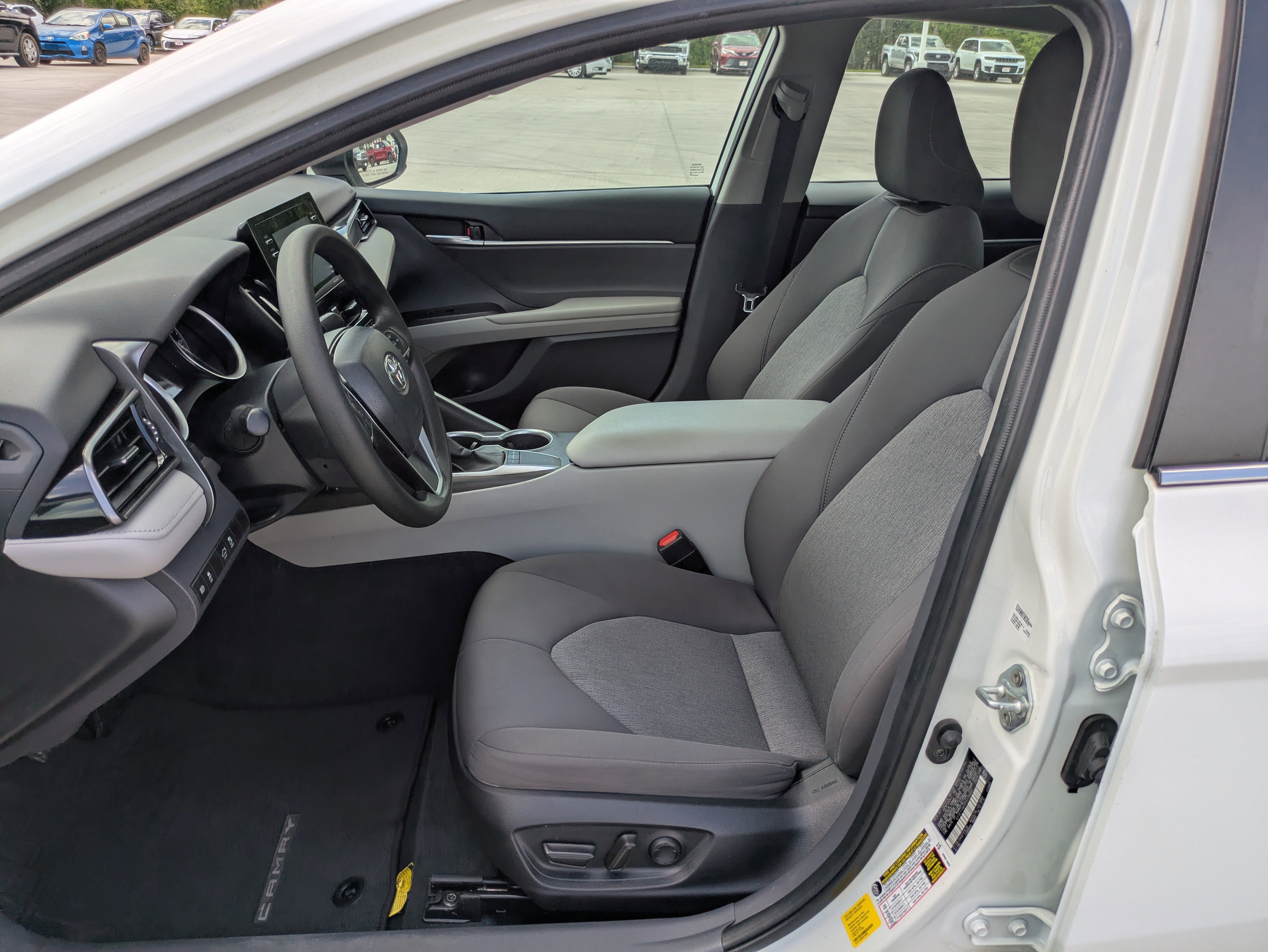 Certified 2023 Toyota Camry LE FWD image 10
