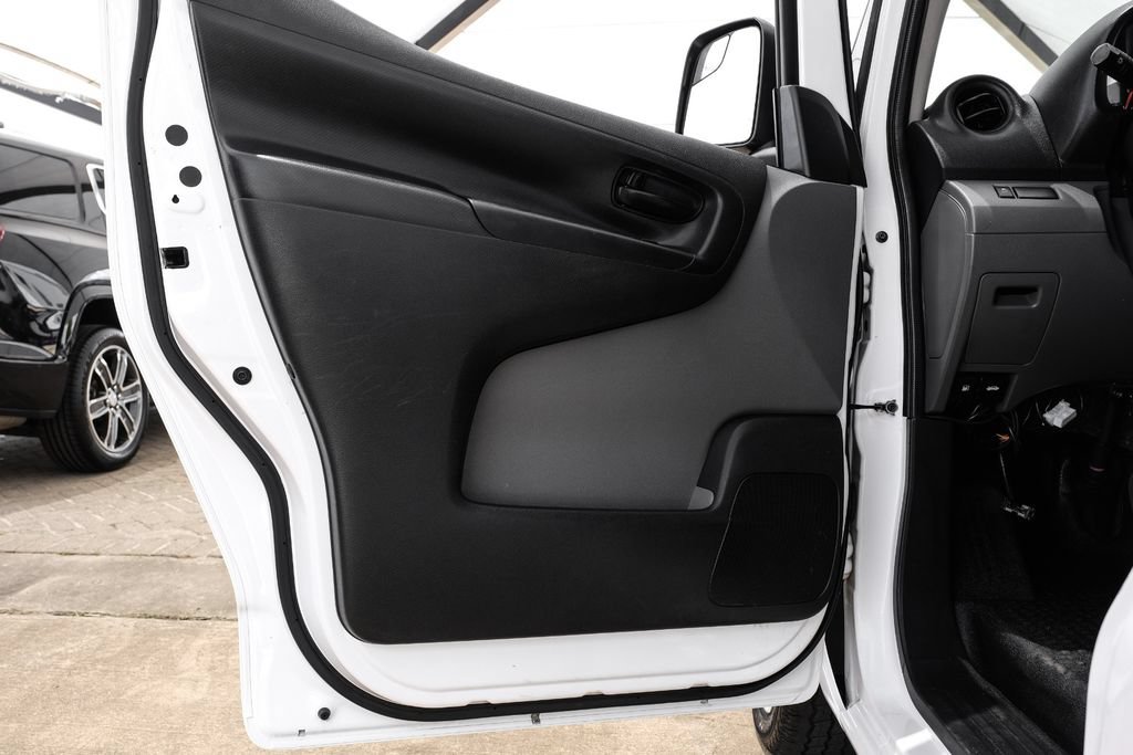 Used 2021 Nissan NV200 S w/ Back Door Glass Package FWD image 37