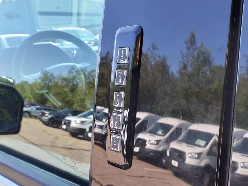 Used 2020 Ford F150 Lariat AWD/4WD image 14