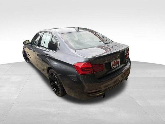 Used 2016 BMW 340i xDrive Sedan AWD/4WD image 7