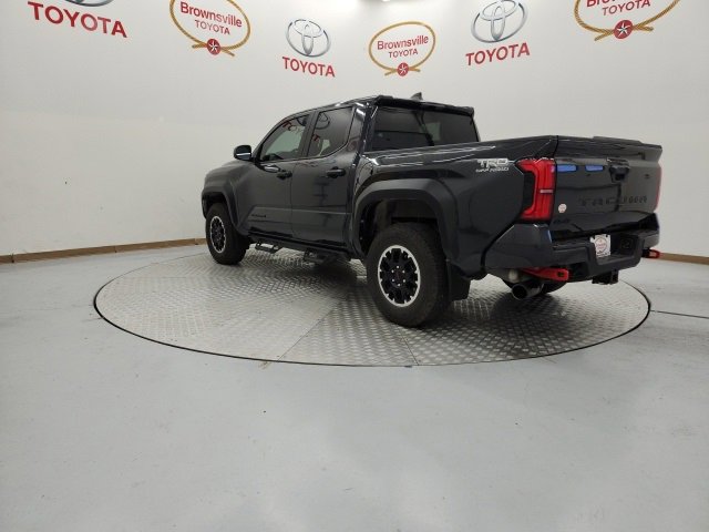 Used 2024 Toyota Tacoma TRD Off-Road image 6