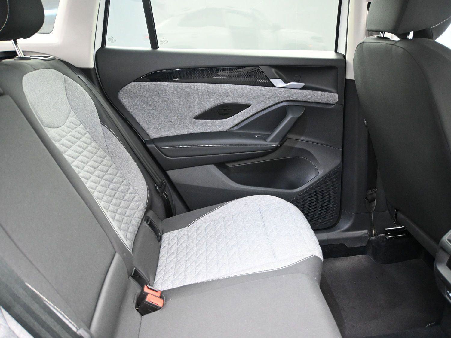 Certified 2025 Volkswagen Tiguan S image 22