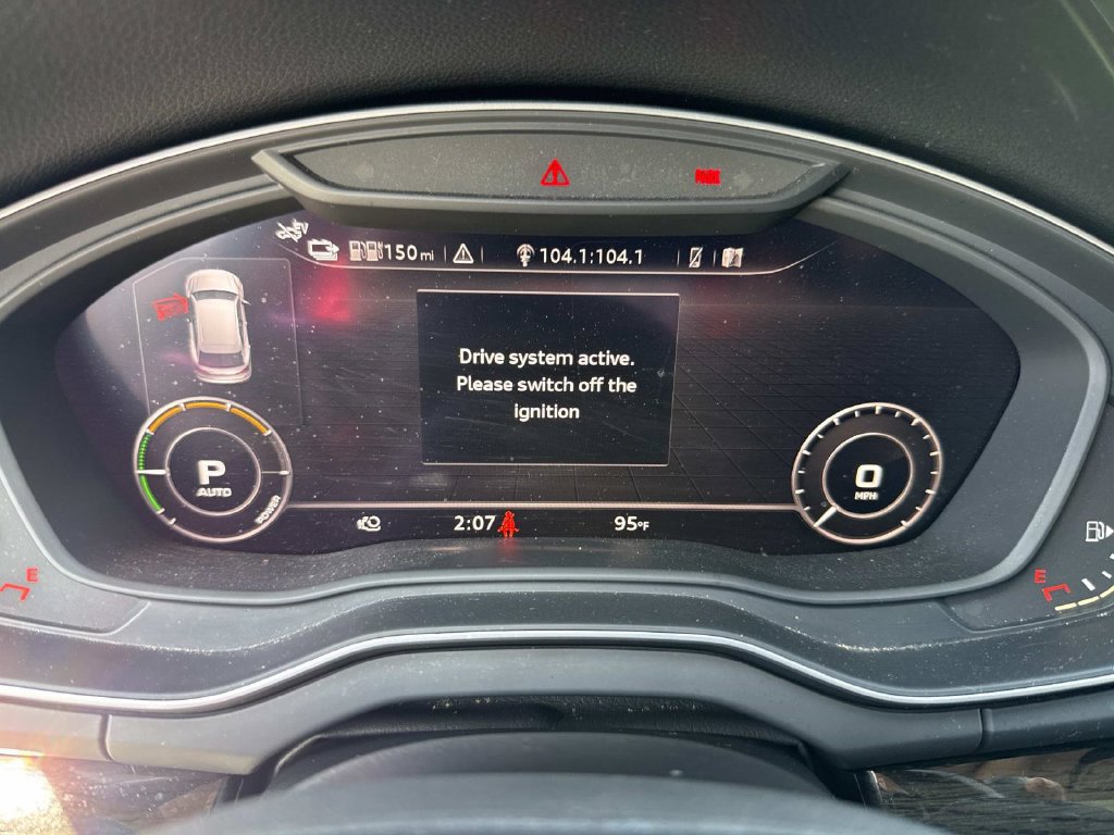 Used 2020 Audi Q5 e Premium Plus w/ Premium Plus Package AWD/4WD image 39