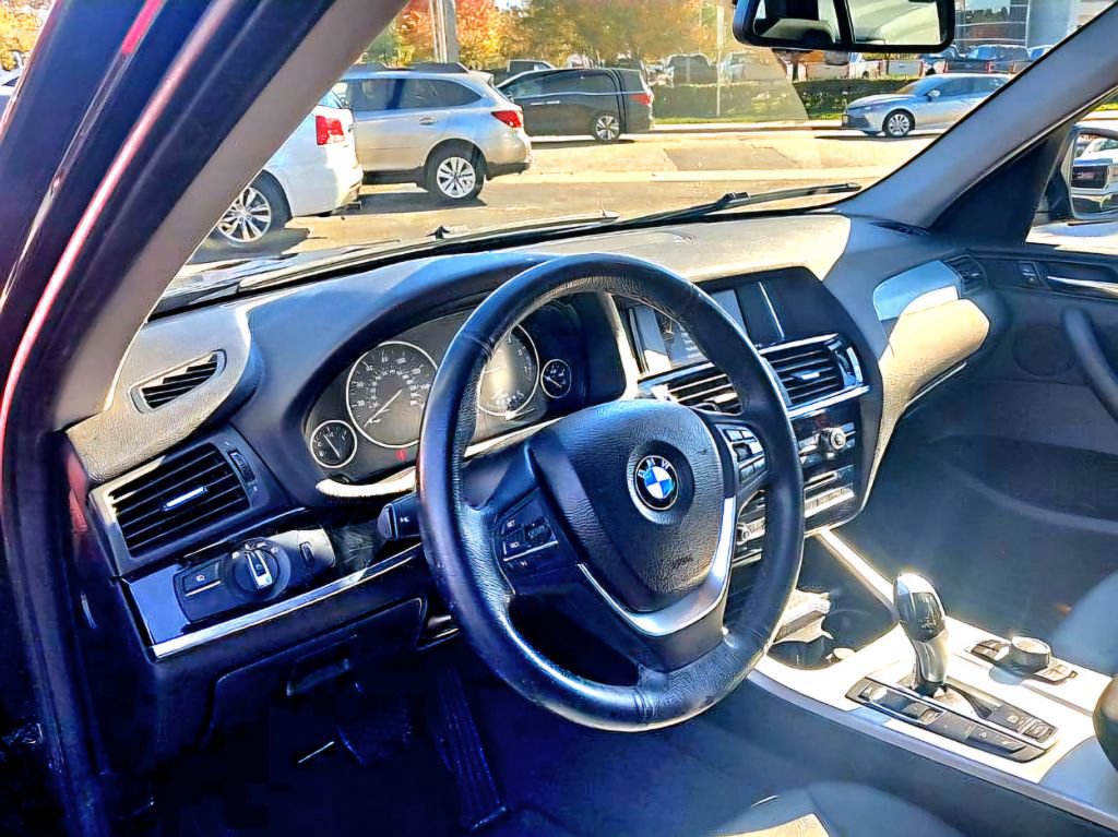 Used 2017 BMW X3 xDrive28i image 6