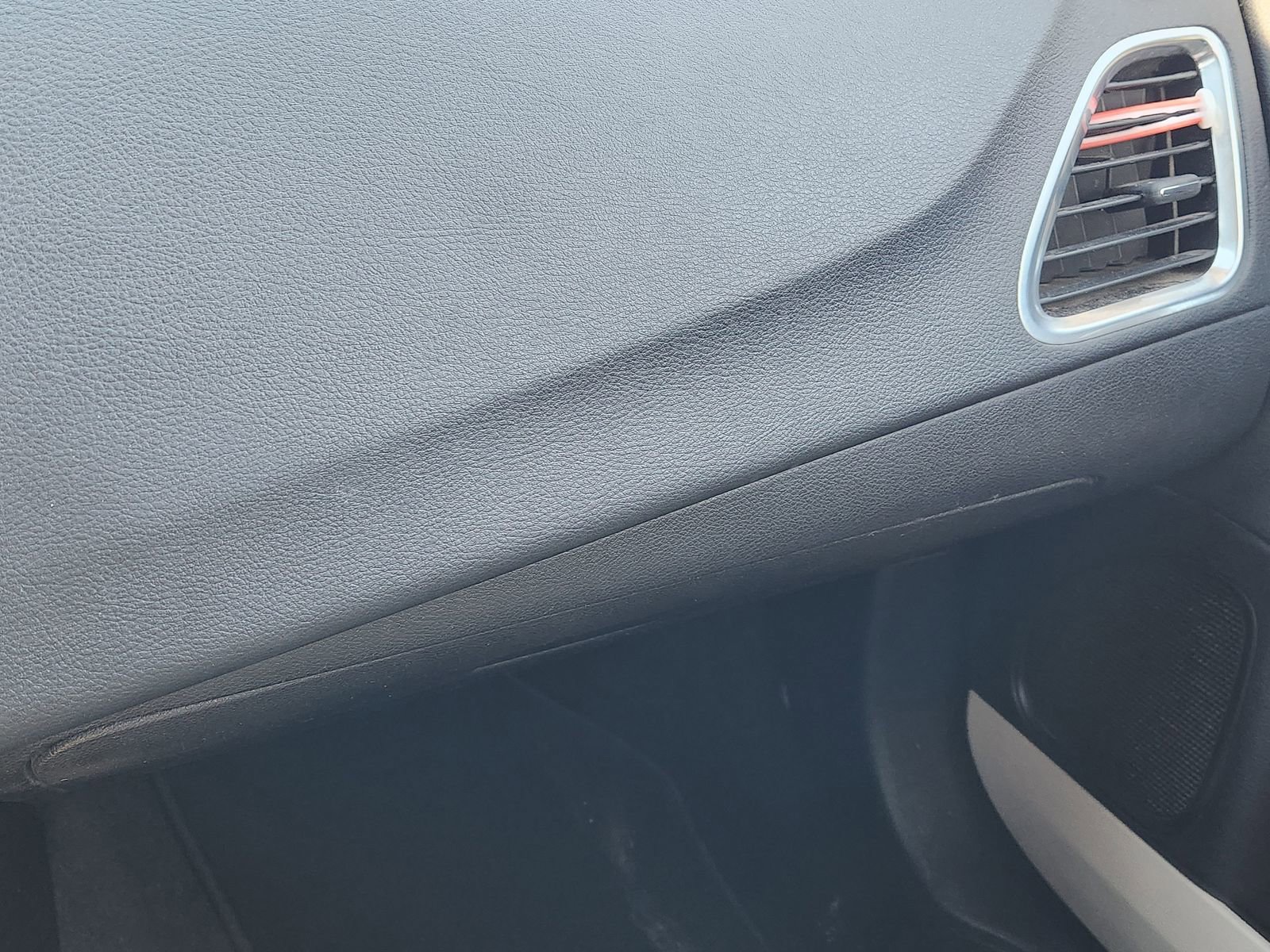 Used 2014 Dodge Avenger SE w/ Rallye Appearance Group image 22