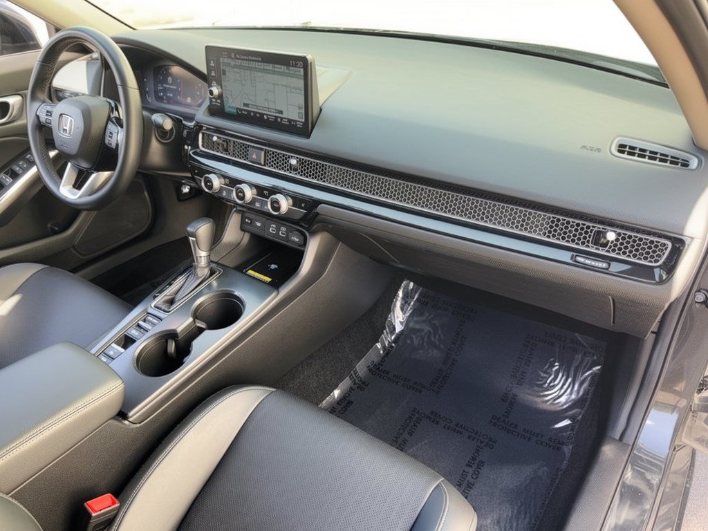Used 2024 Honda Civic Touring image 31