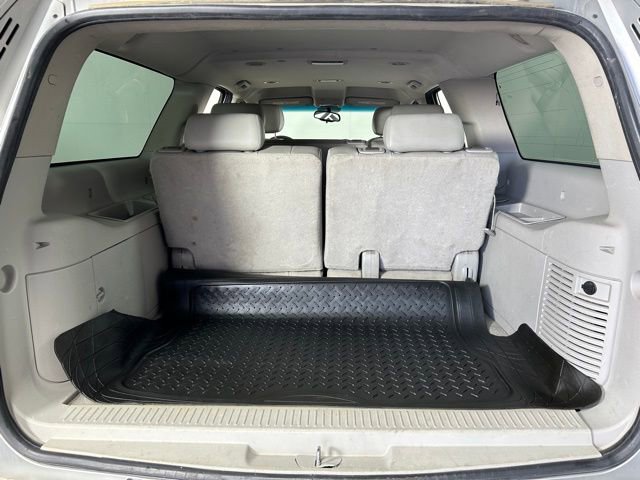 Used 2010 Chevrolet Suburban LT AWD/4WD image 16