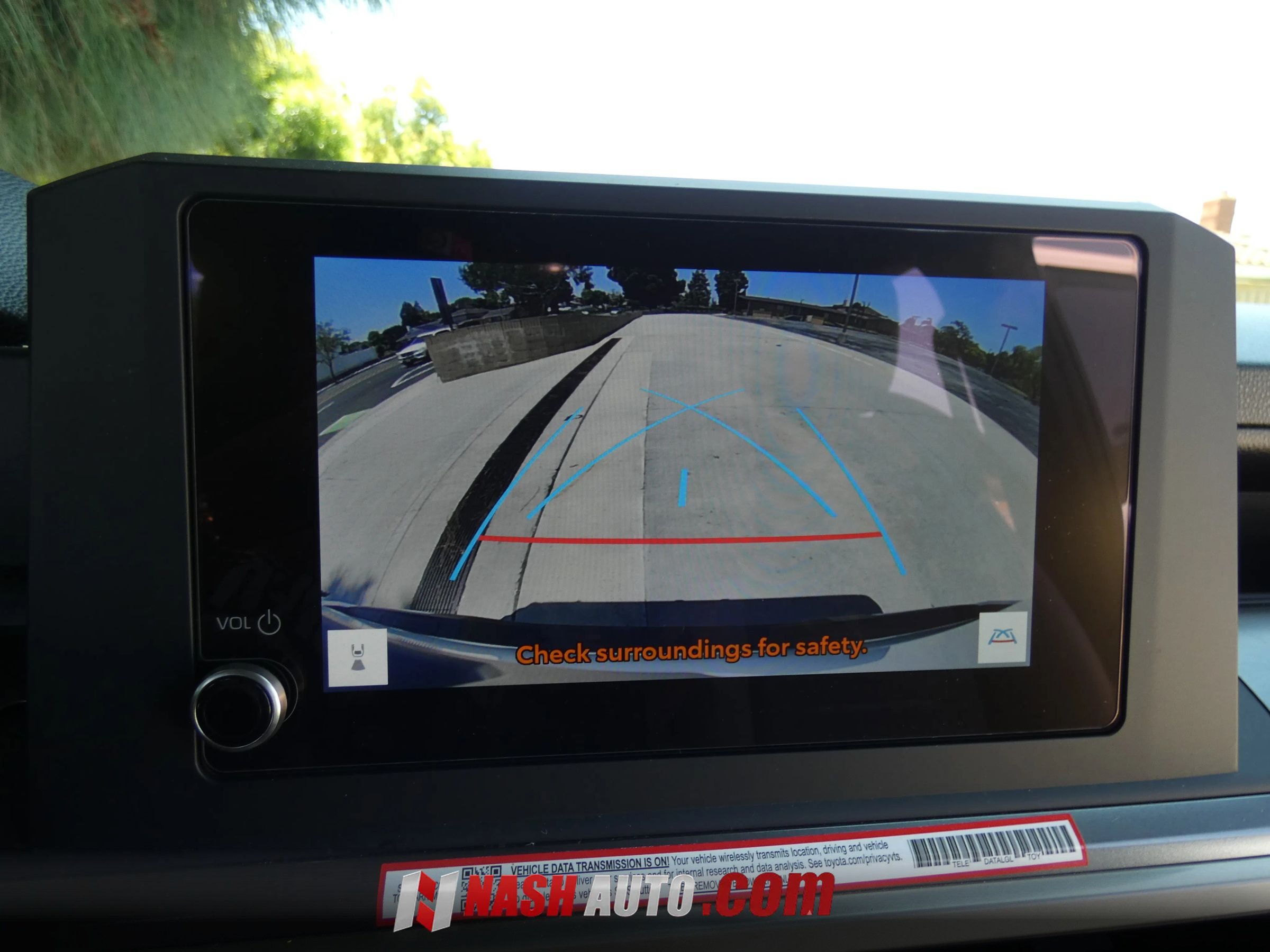 Used 2025 Toyota Tacoma TRD Sport AWD/4WD image 57