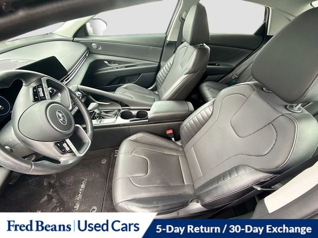Used 2023 Hyundai Elantra Limited image 22