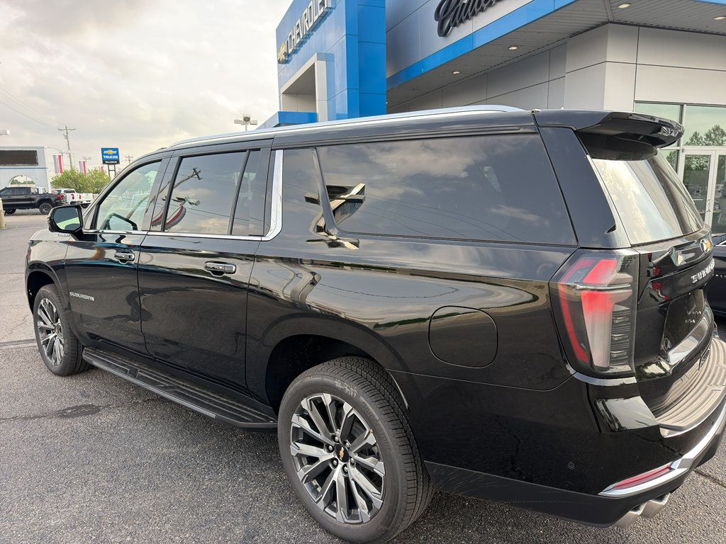New 2026 Chevrolet Suburban High Country w/ Sun And Tow Package AWD/4WD image 6