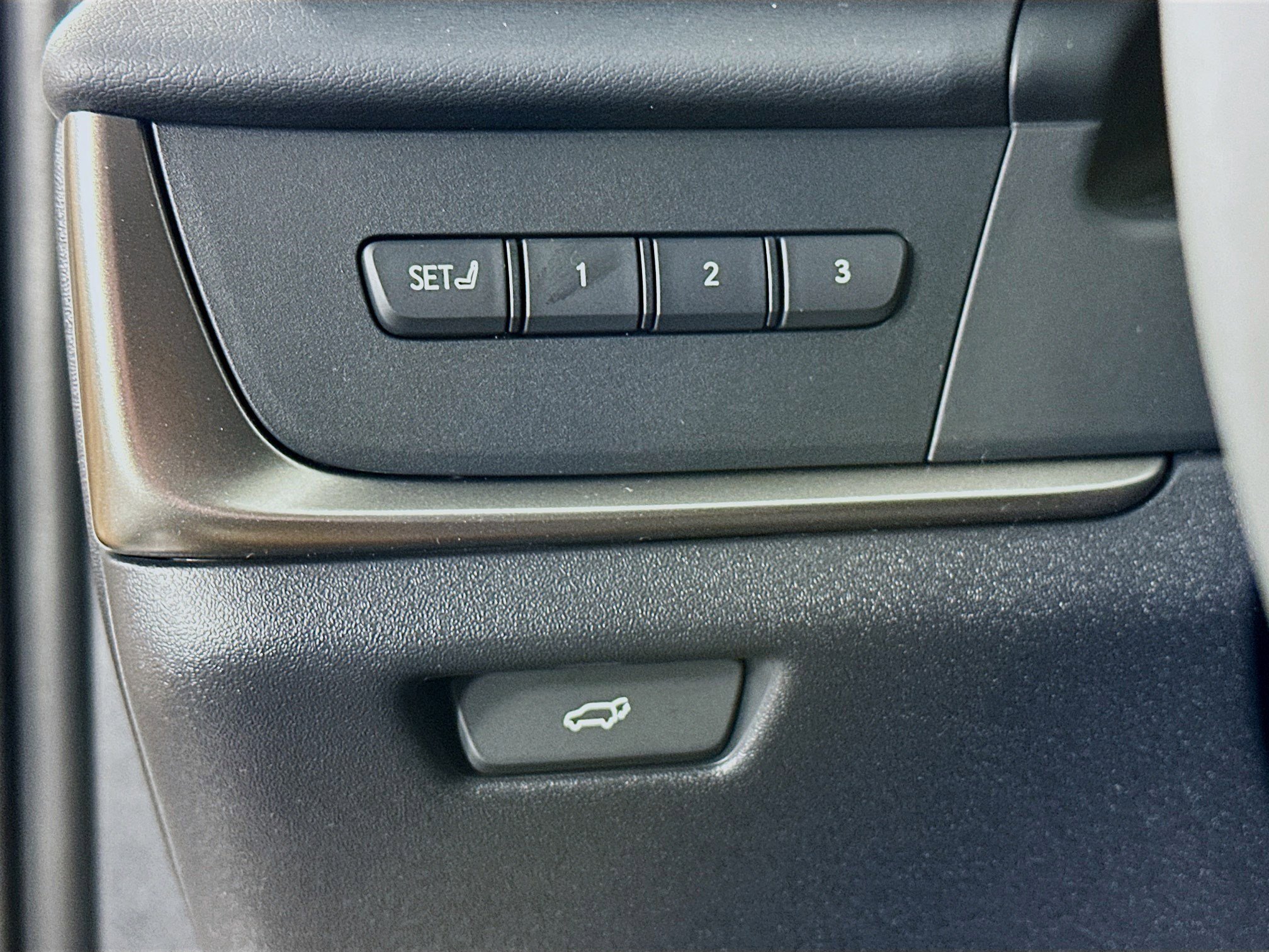 New 2026 Lexus RZ 450e AWD image 10