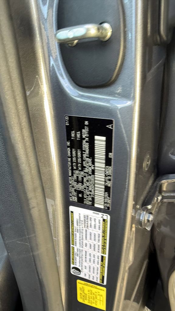 Used 2023 Lexus RX 350 F Sport w/ Accessory Package (Z1) image 5