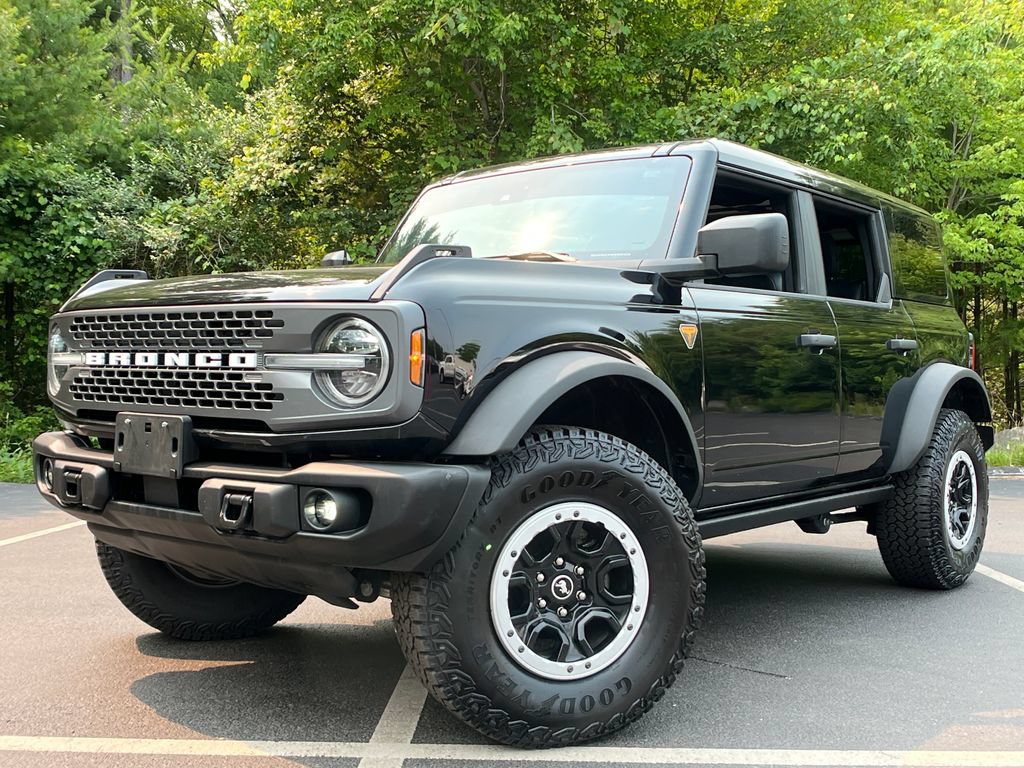 Used 2025 Ford Bronco Badlands w/ Sasquatch Package AWD/4WD image 1