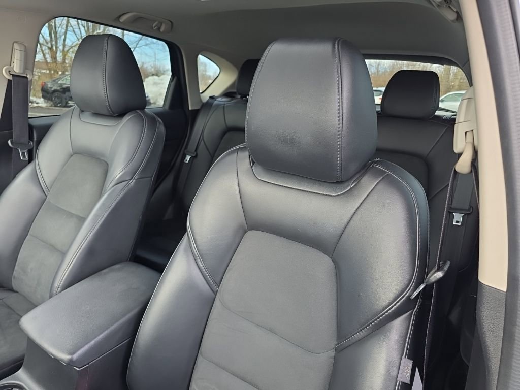 Used 2019 MAZDA CX-5 Touring image 65