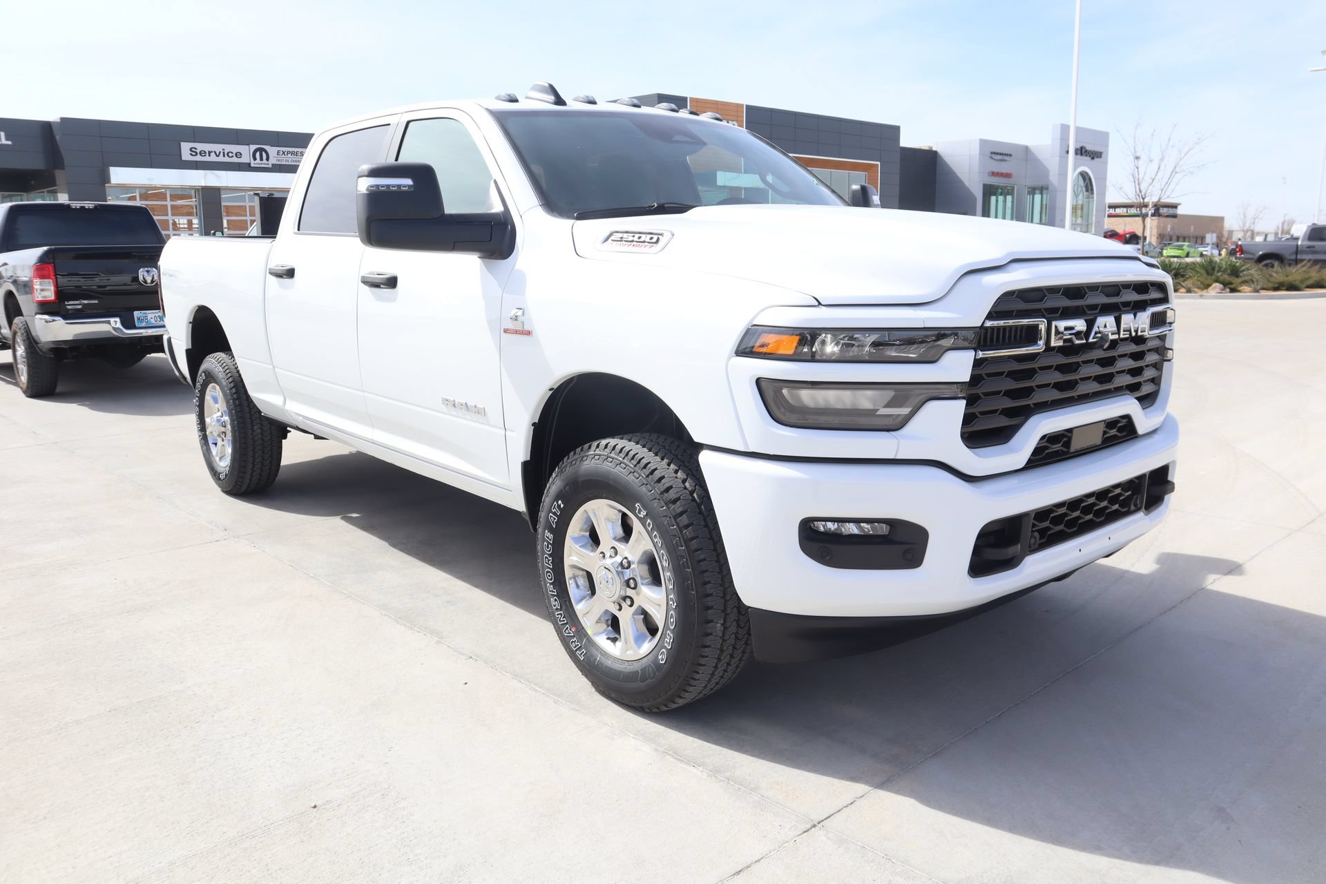 New 2026 RAM 2500 Big Horn AWD/4WD image 1