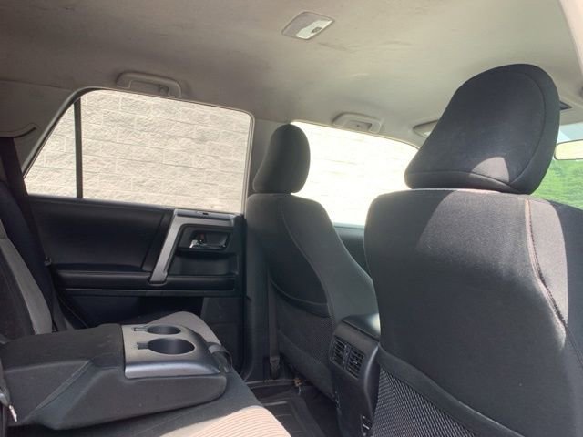 Used 2015 Toyota 4Runner SR5 image 43