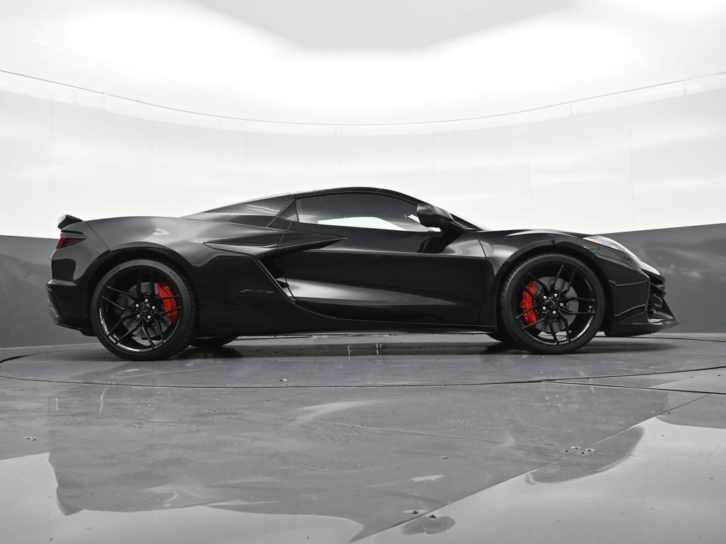 Used 2026 Chevrolet Corvette Z06 RWD image 26