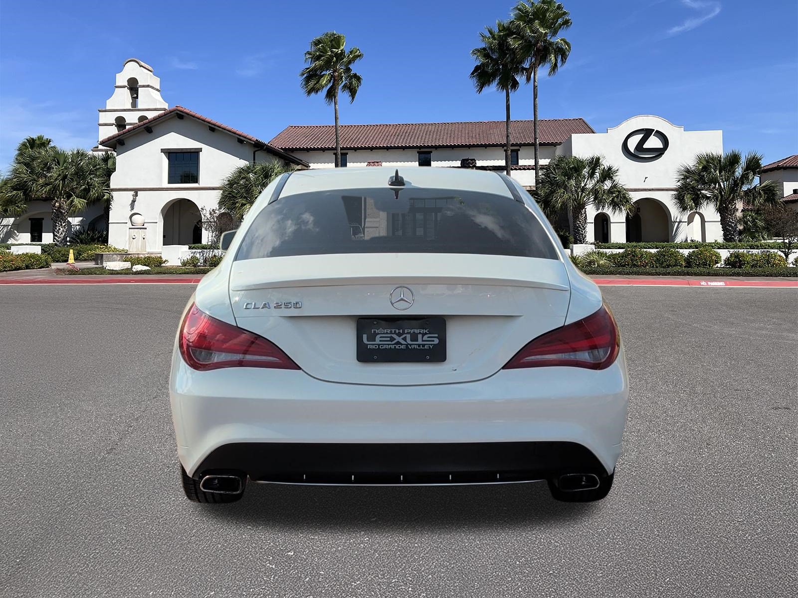 Used 2014 Mercedes-Benz CLA 250 image 3