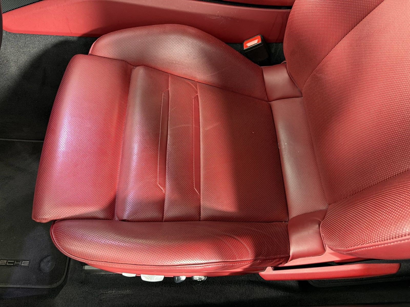 Certified 2019 Porsche Panamera image 15