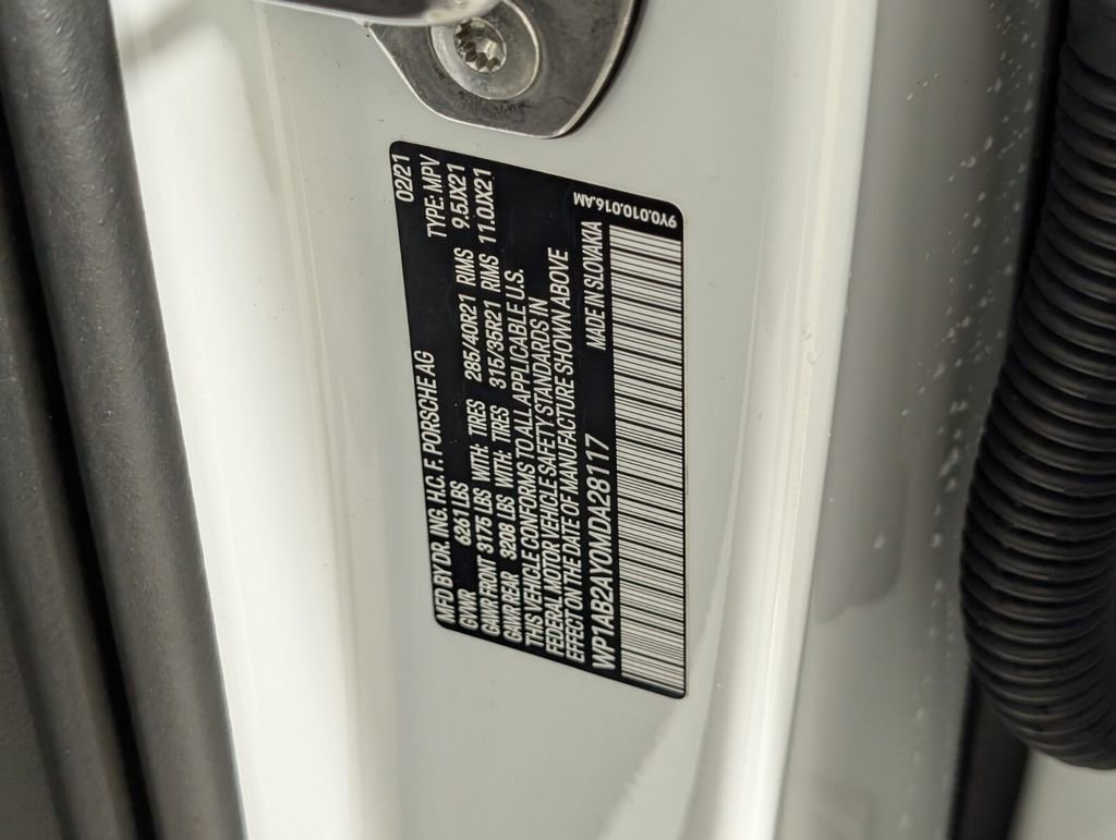 Used 2021 Porsche Cayenne S image 33