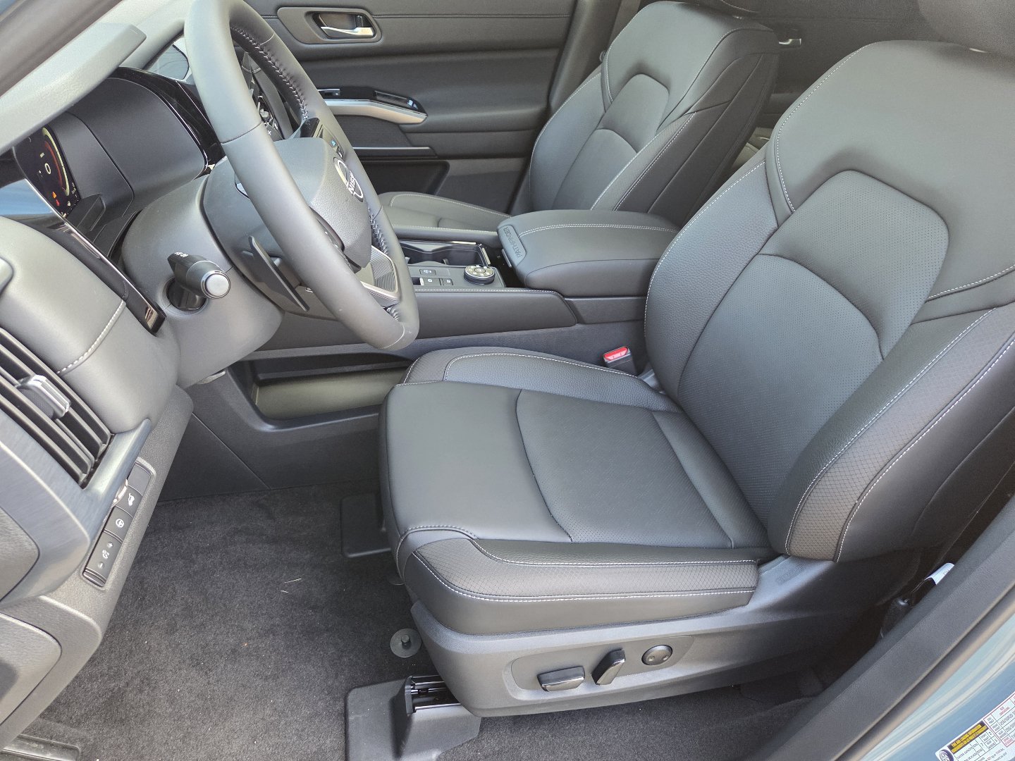 New 2026 Nissan Pathfinder SL AWD/4WD image 27