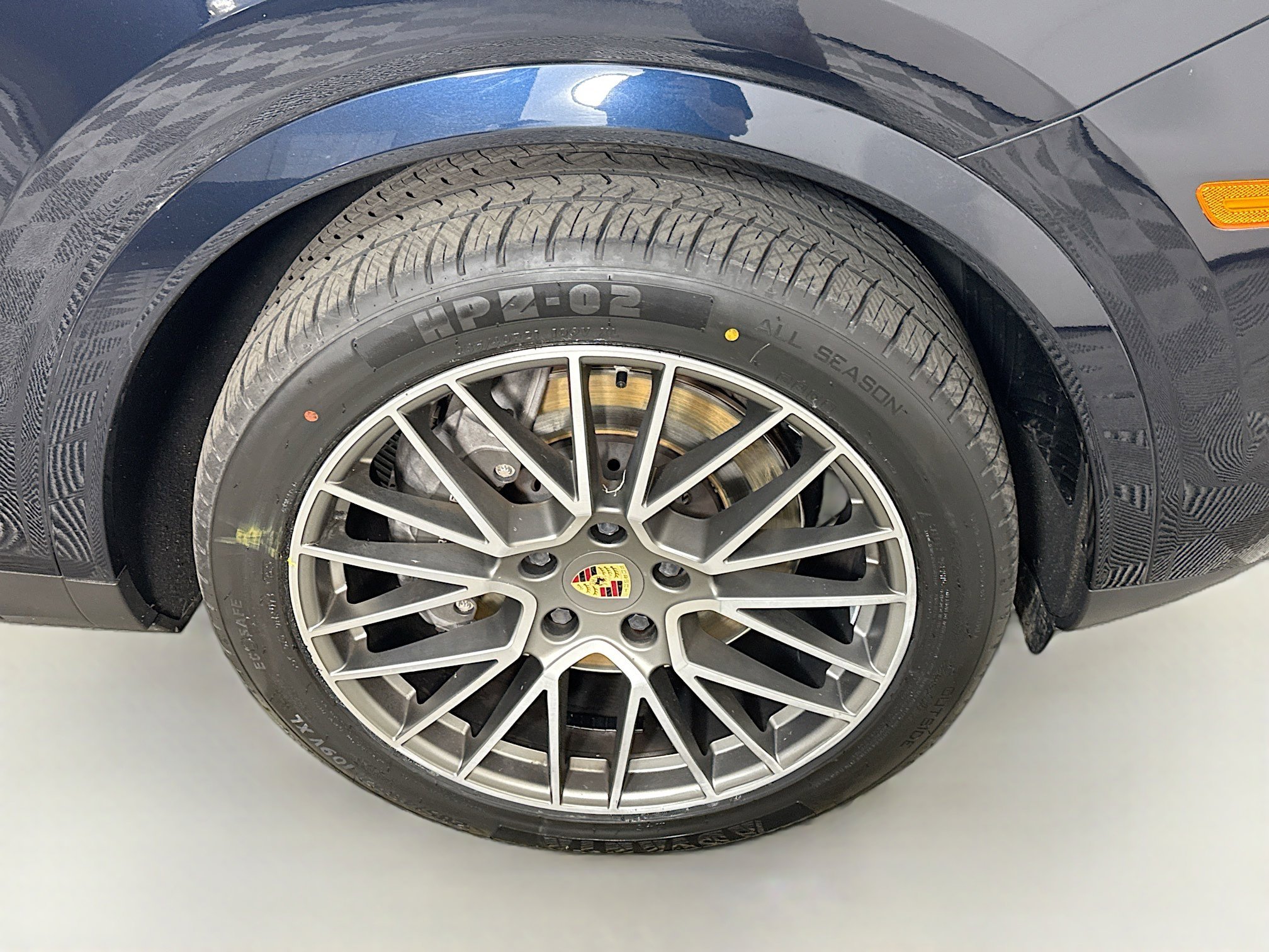 Used 2023 Porsche Cayenne image 31