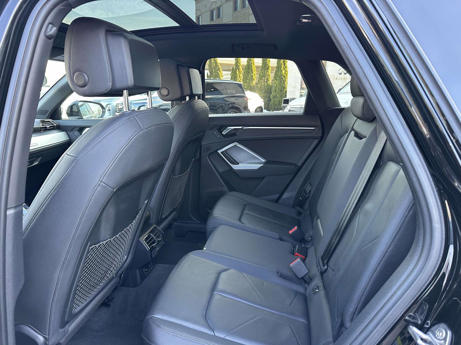 Used 2019 Audi Q3 2.0T Premium w/ Convenience Package image 10