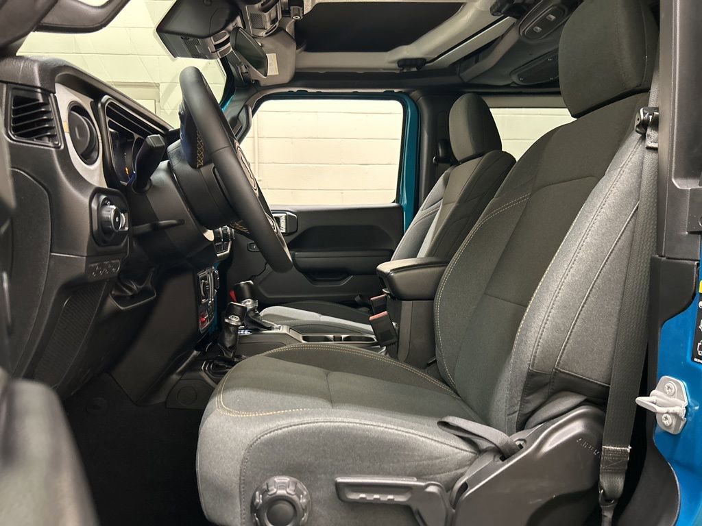 Used 2024 Jeep Wrangler Willys image 7