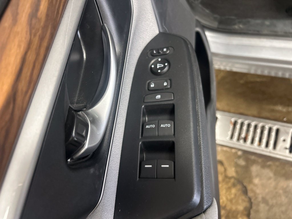 Used 2019 Honda CR-V EX image 12