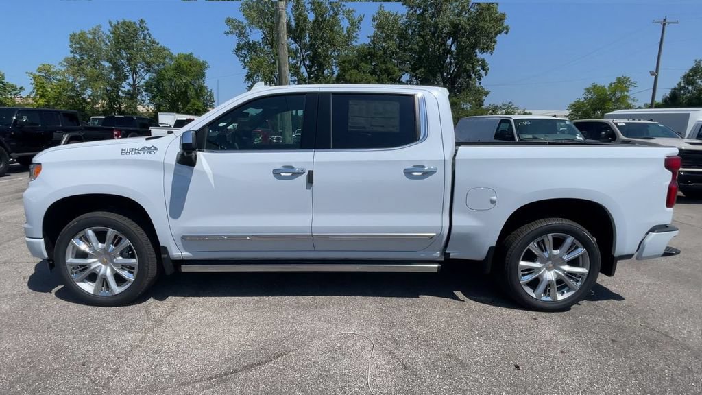New 2026 Chevrolet Silverado 1500 High Country AWD/4WD image 7