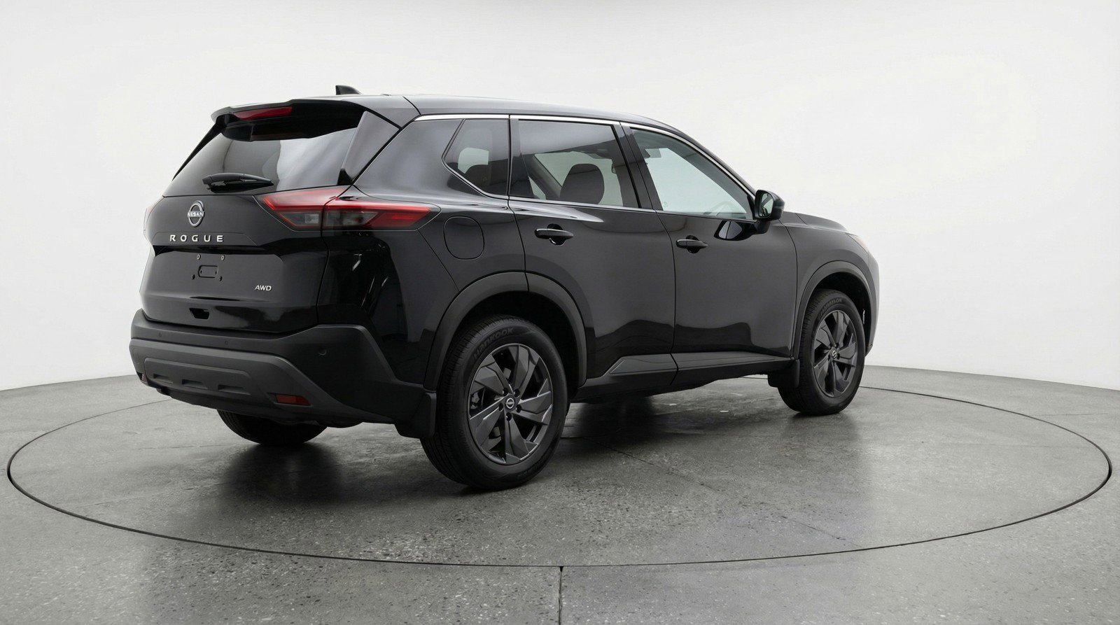 Used 2025 Nissan Rogue SV image 9