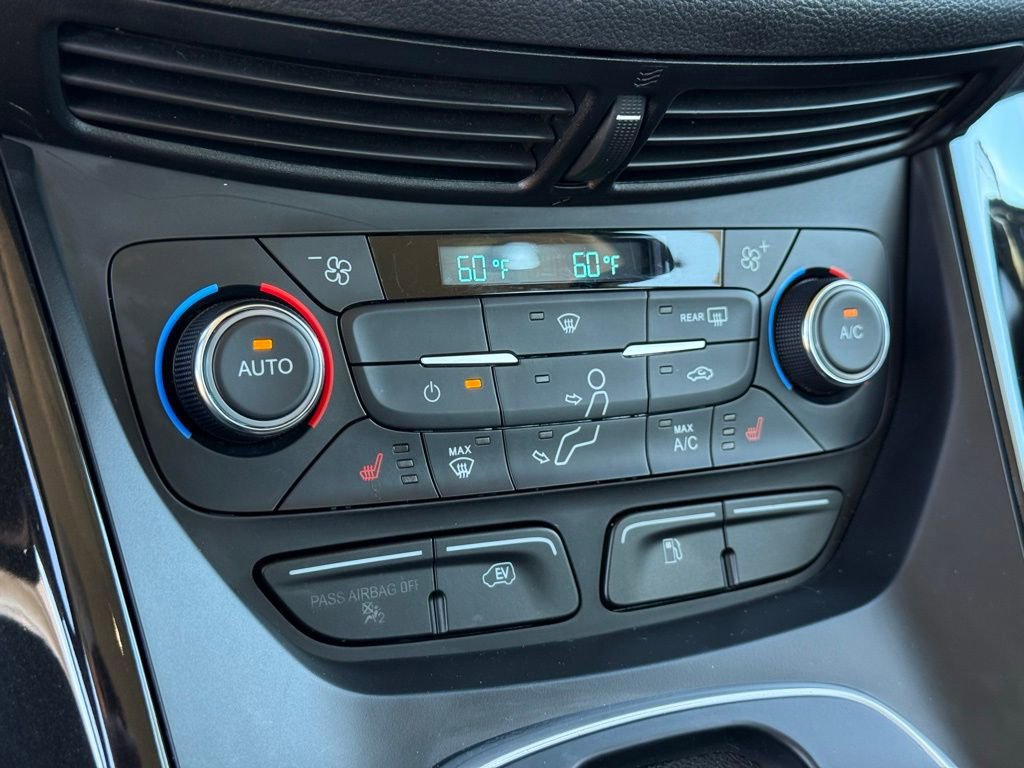 Certified 2017 Ford C-MAX Energi Titanium image 11