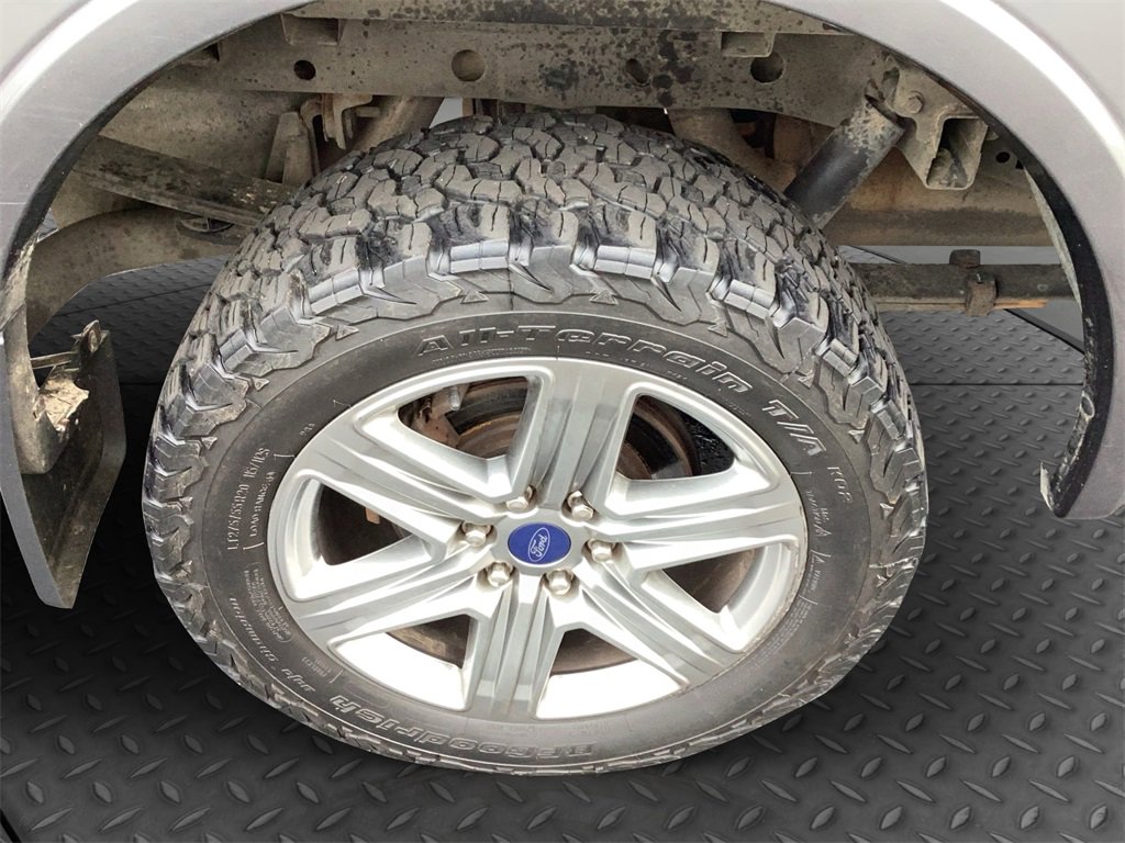 Used 2018 Ford F150 Lariat w/ Equipment Group 502A Luxury image 39