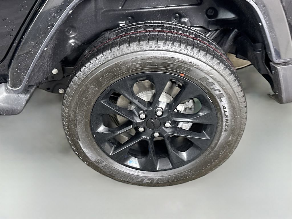 Used 2022 Jeep Wrangler Unlimited Sahara w/ Cold Weather Group image 36