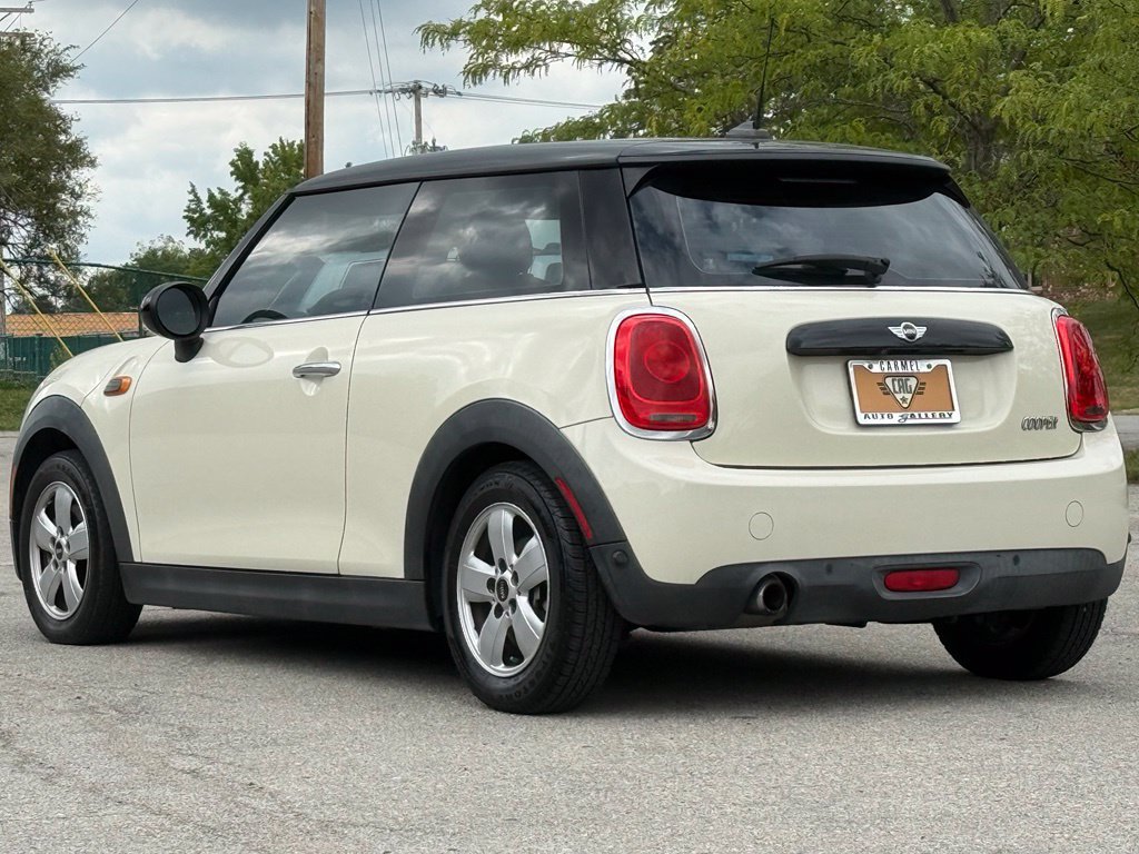 Used 2018 MINI Cooper 2-Door Hardtop FWD image 3