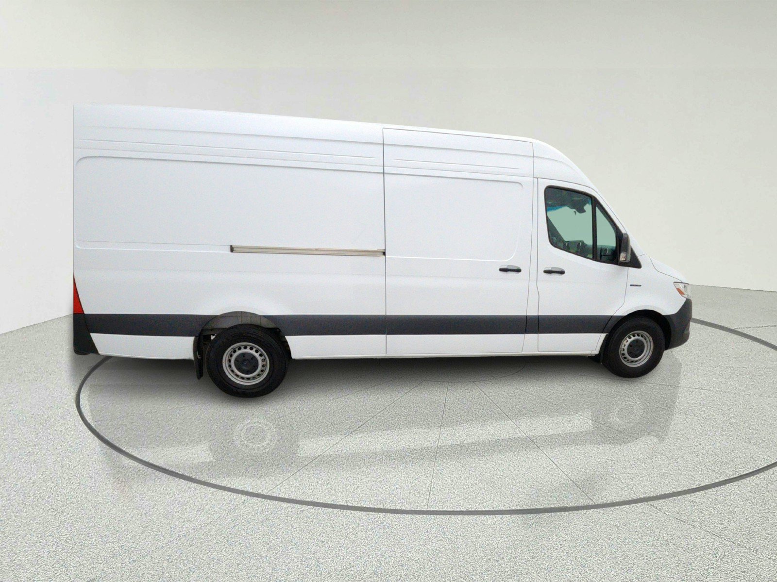 Used 2024 Mercedes-Benz eSprinter 170 Cargo image 7