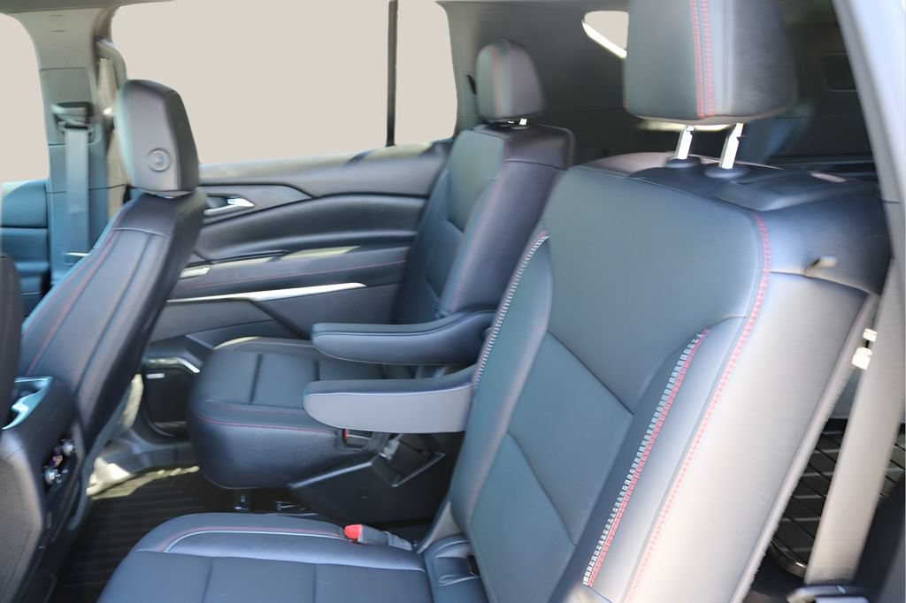 Used 2026 Chevrolet Traverse Z71 w/ Enhanced Driving Package AWD/4WD image 15