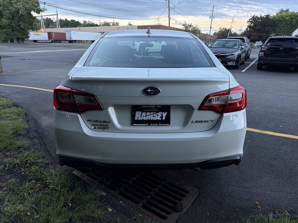 Used 2019 Subaru Legacy 2.5i Premium AWD/4WD image 7