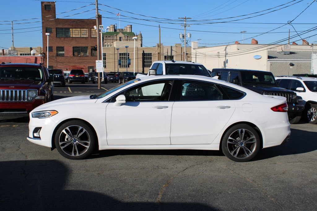 Used 2019 Ford Fusion Titanium image 3