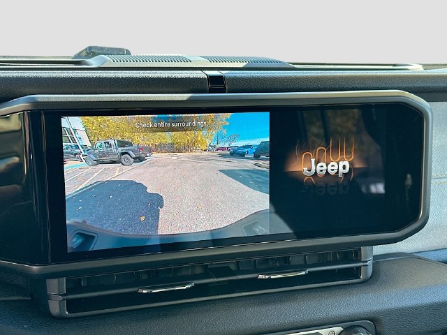 New 2026 Jeep Gladiator Sport AWD/4WD image 13