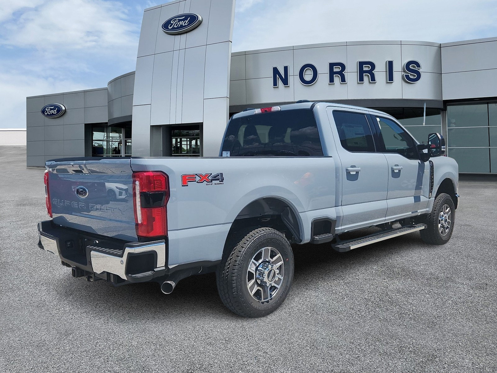 New 2026 Ford F250 Lariat w/ FX4 Off-Road Package AWD/4WD image 4