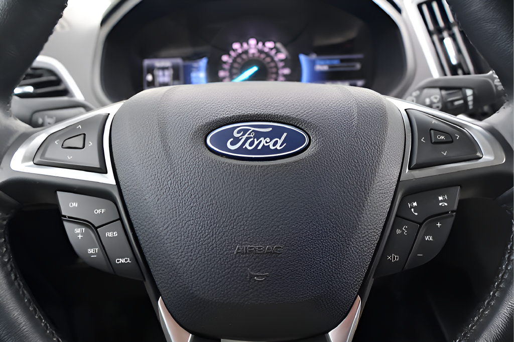 Used 2023 Ford Edge SEL w/ Convenience Package AWD/4WD image 23