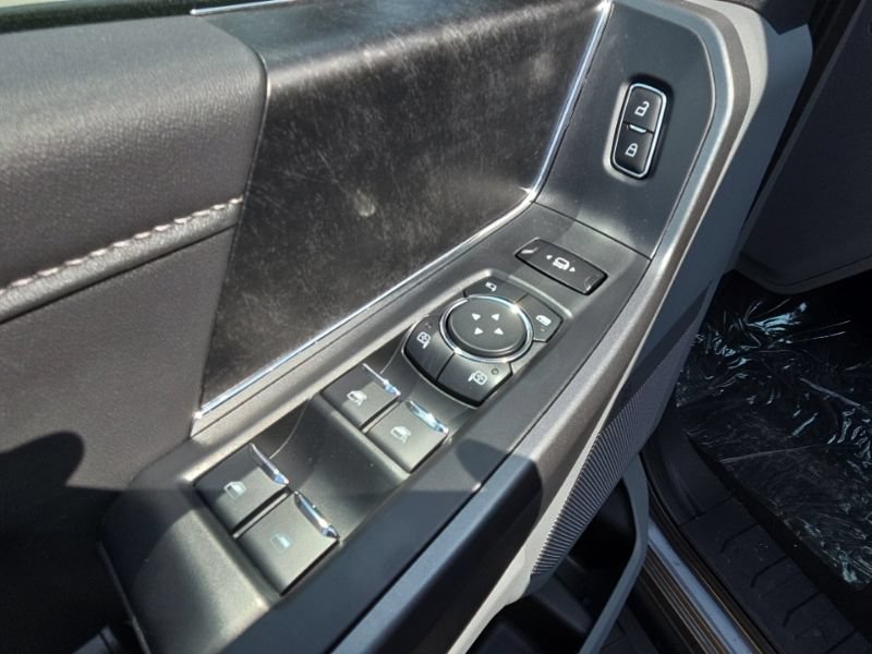 New 2026 Ford F250 XLT w/ XLT Premium Package AWD/4WD image 26