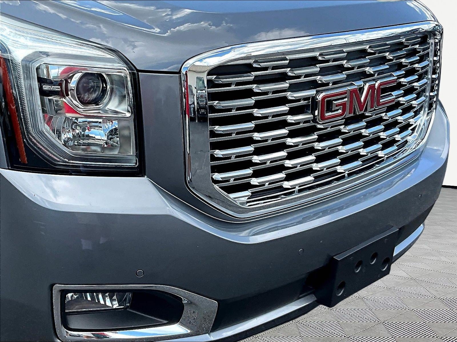 Used 2019 GMC Yukon XL Denali w/ Denali Ultimate Package AWD/4WD image 33