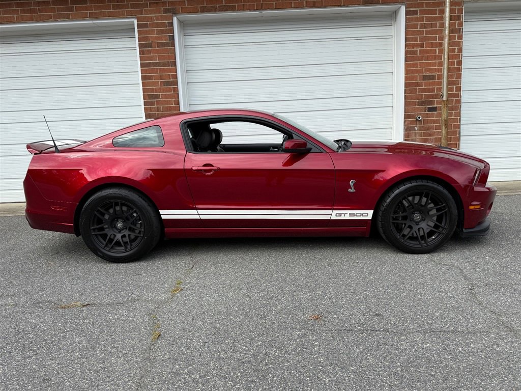 Used 2014 Ford Mustang Shelby GT500 w/ SVT Track Pack image 33