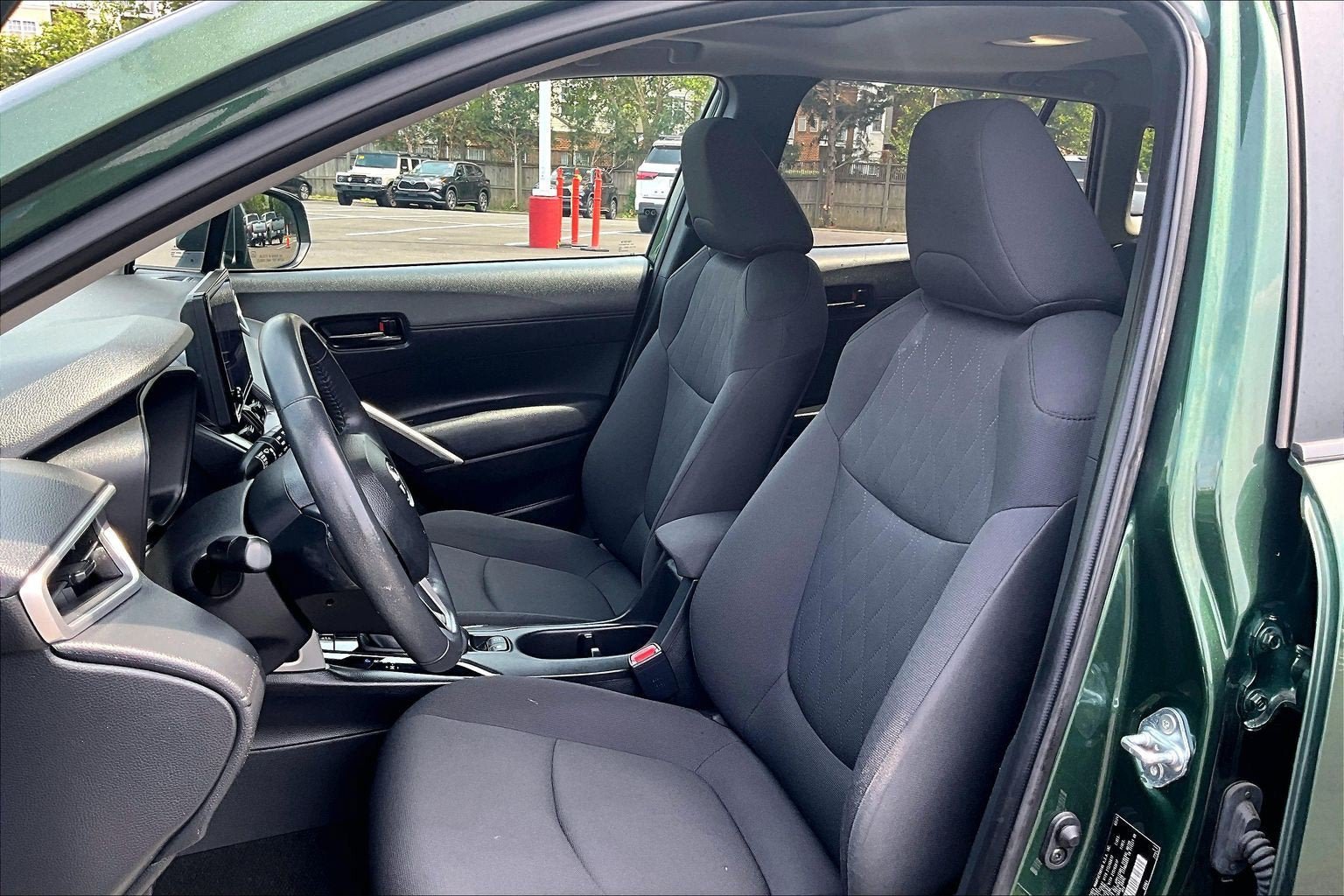 Used 2024 Toyota Corolla Cross LE w/ Moonroof Package AWD/4WD image 24