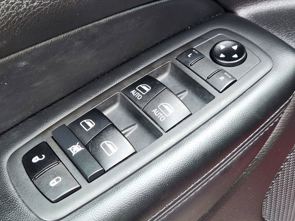 Used 2021 Jeep Grand Cherokee Laredo X image 17