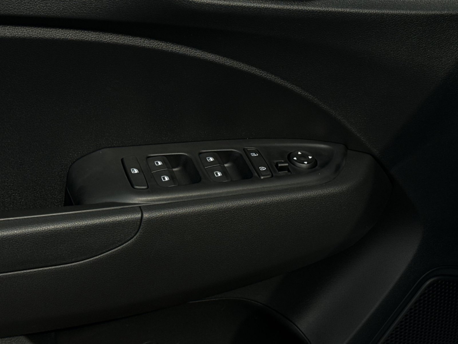 New 2026 Hyundai Venue SE FWD image 15