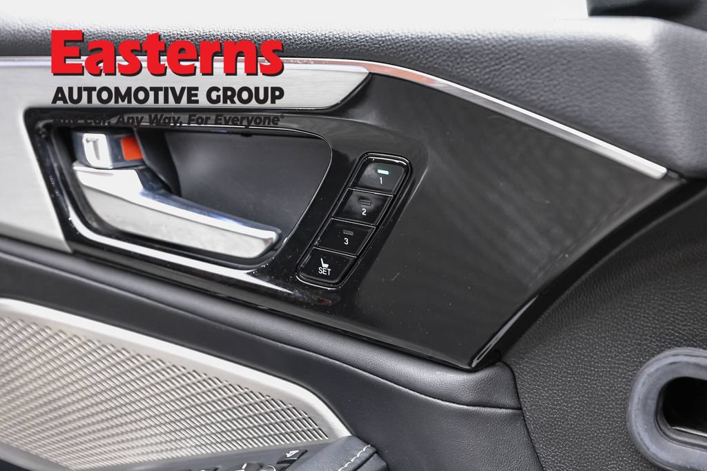 Used 2024 Acura MDX w/ Technology Package AWD/4WD image 23